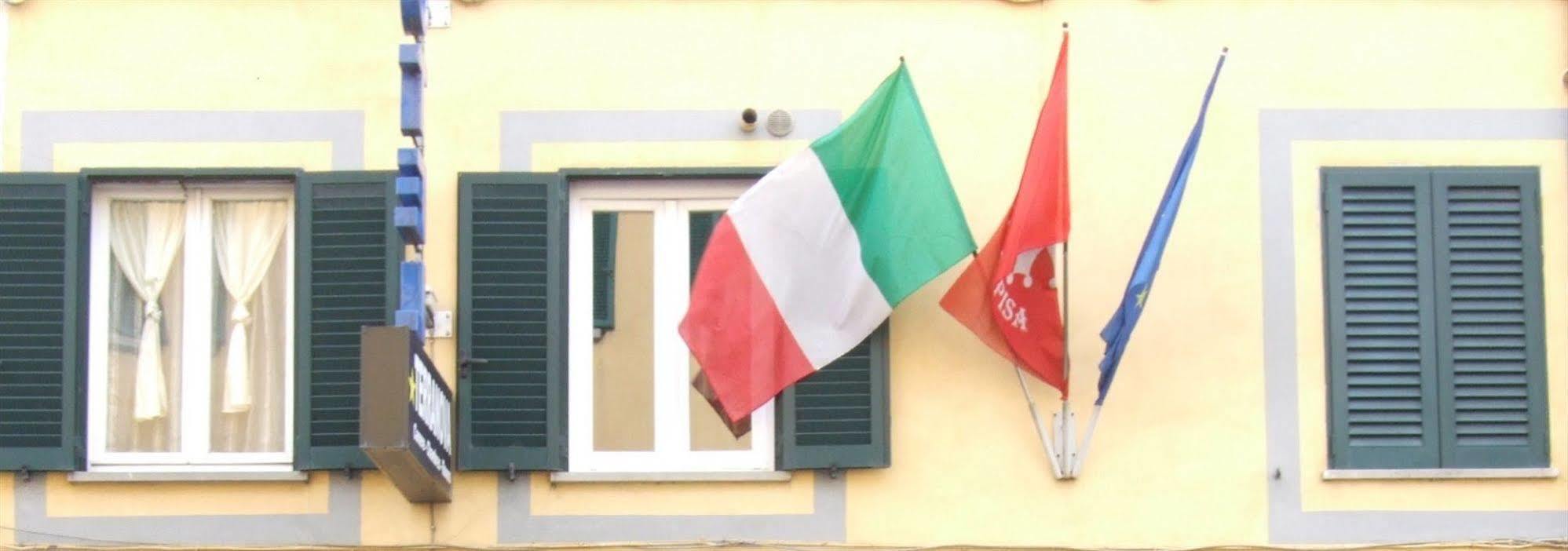 Hotel Terranova Pisa Bagian luar foto